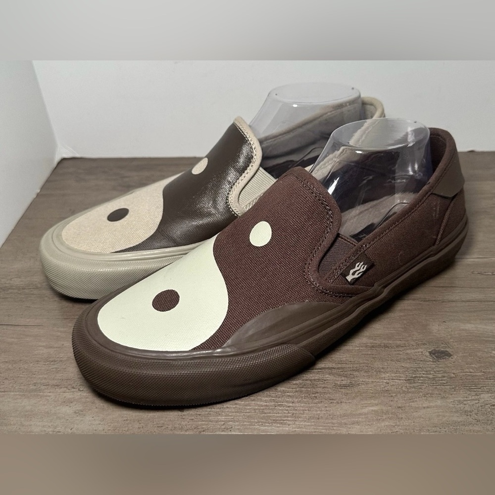 Straye Vista XR One Love II Acid Drop Brown Slip On Skate Shoes -Size 10‎ EUC.
